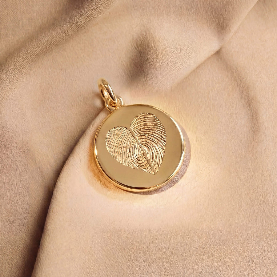 color:gold