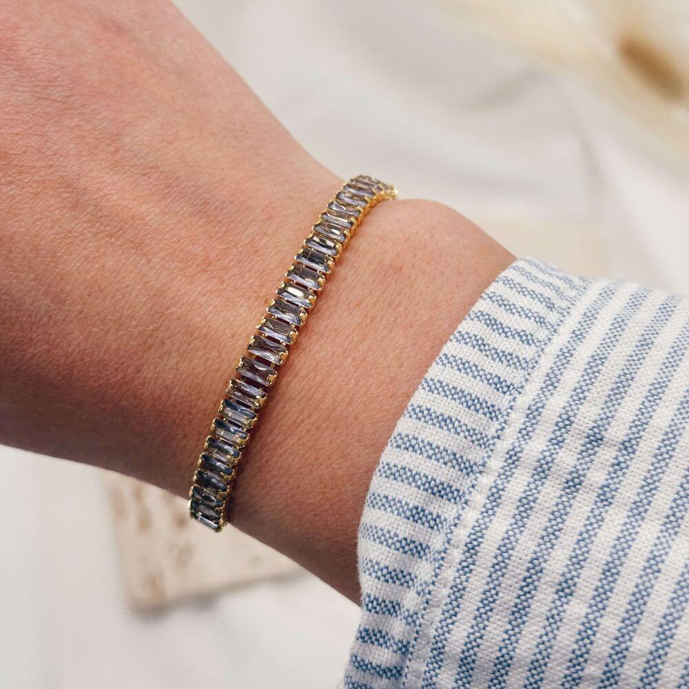 Armband Aurea mit violetten Steinen
