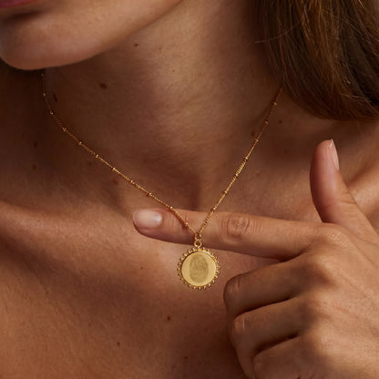 color:gold