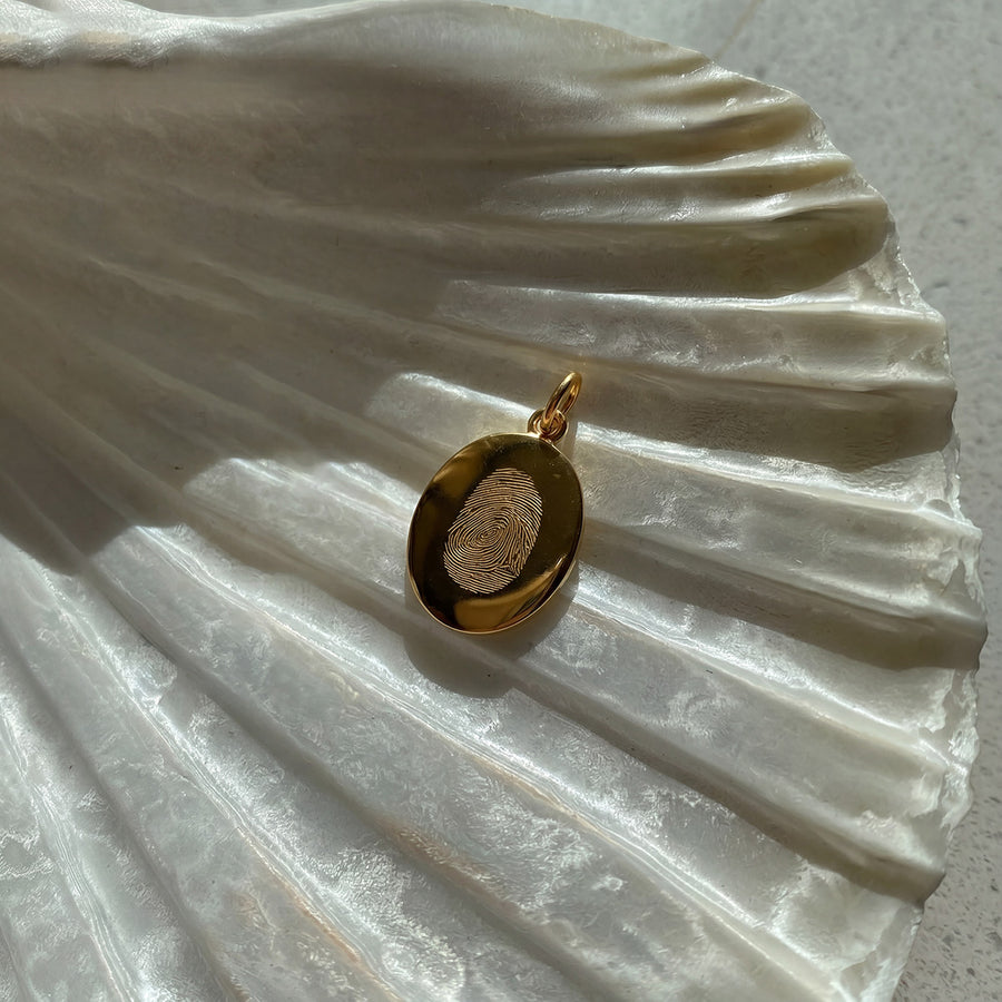 color:gold