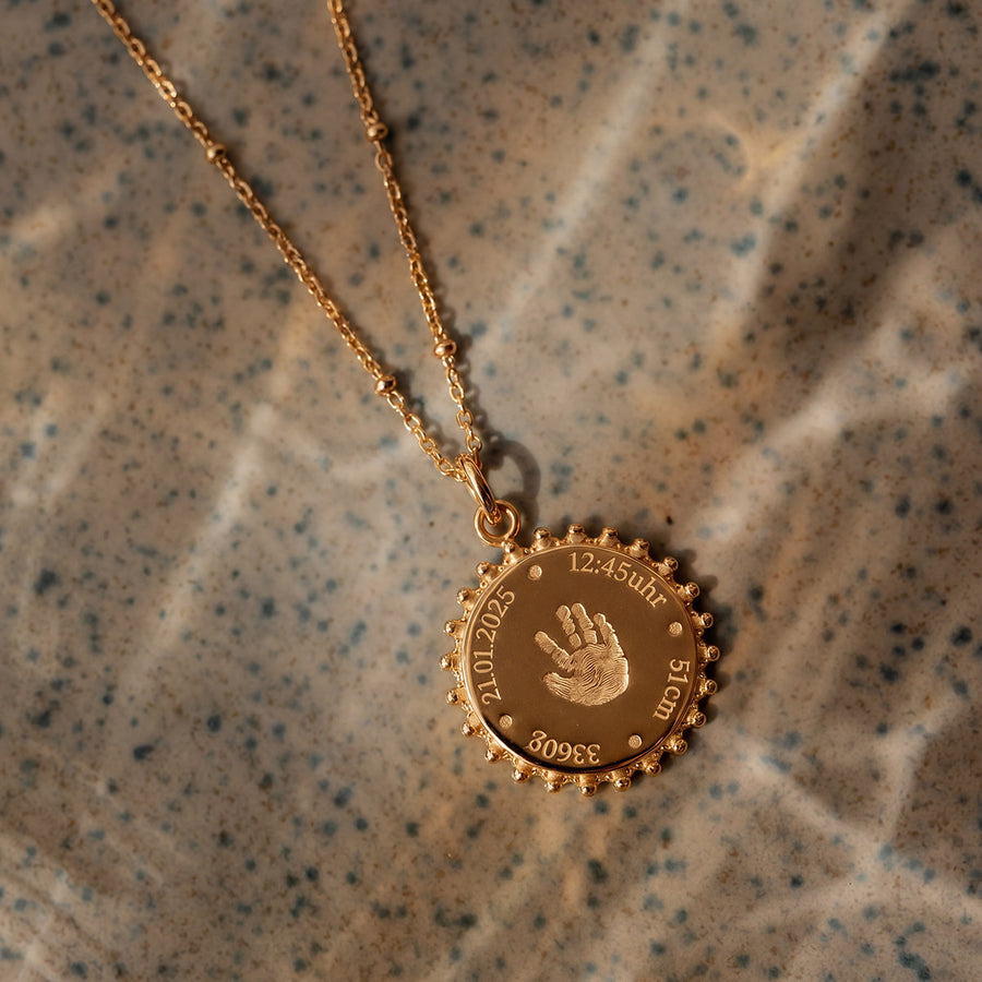 color:gold