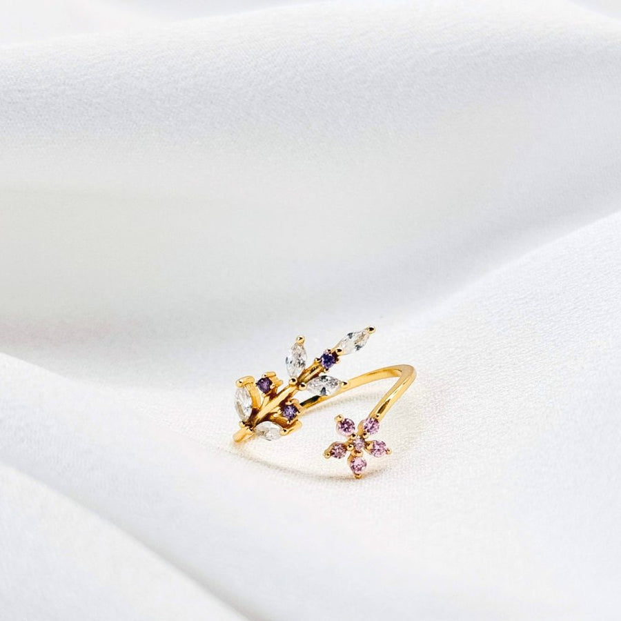 color:gold