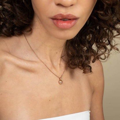color:rosegold