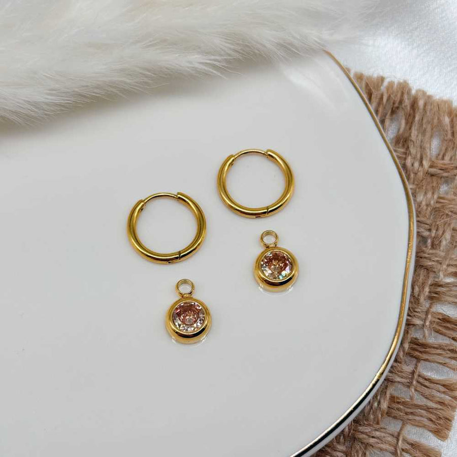 color:gold