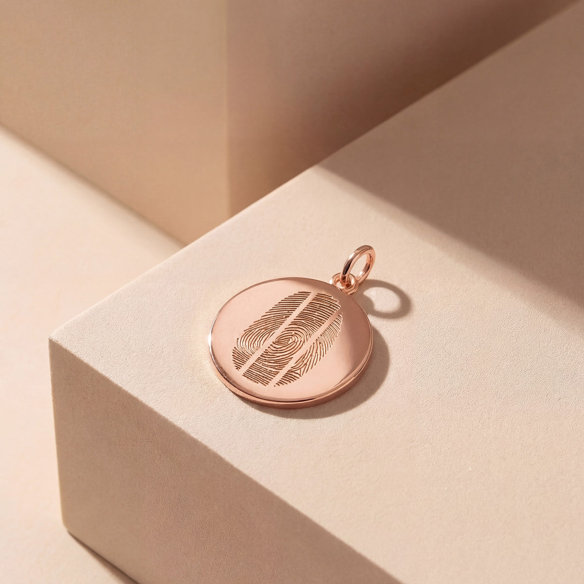 color:rosegold