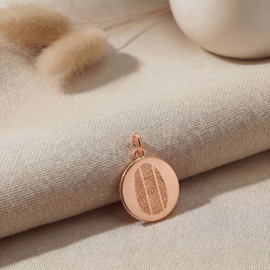 color:rosegold