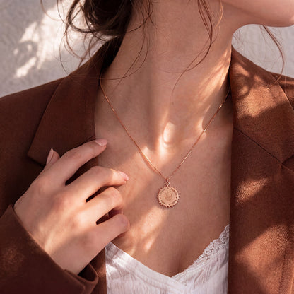 color:rosegold