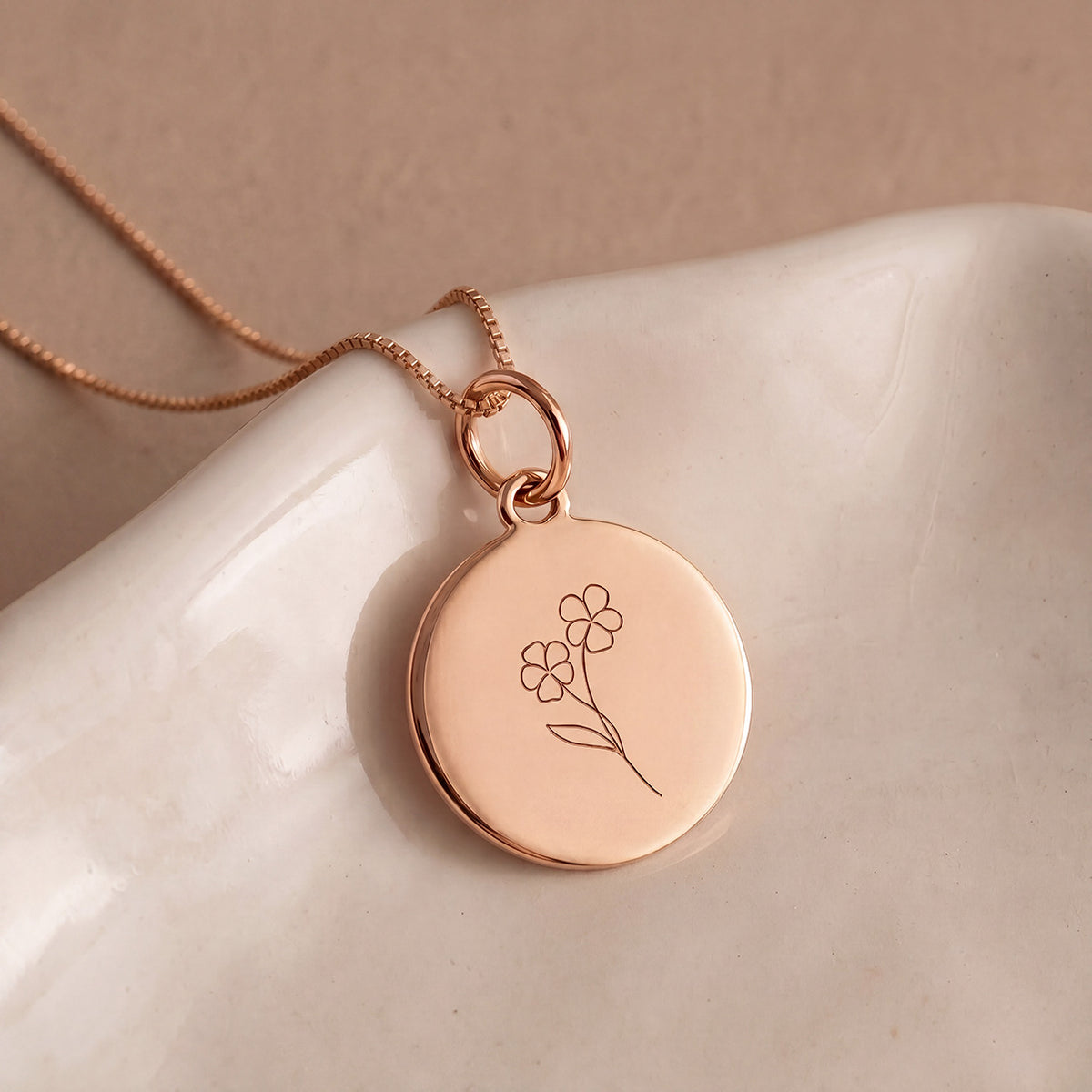 color:rosegold