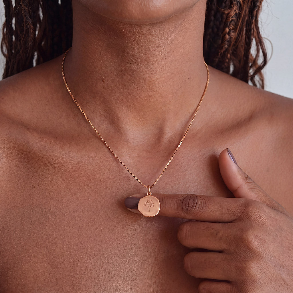 color:rosegold