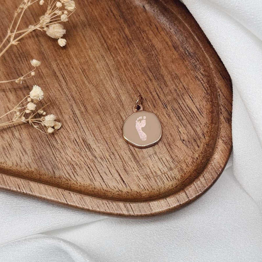 color:rosegold