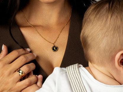 color:gold