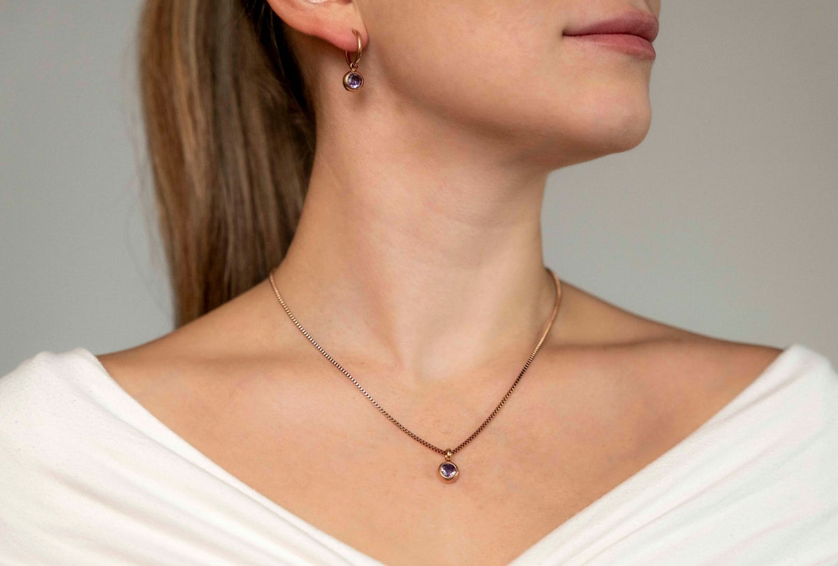 color:rosegold