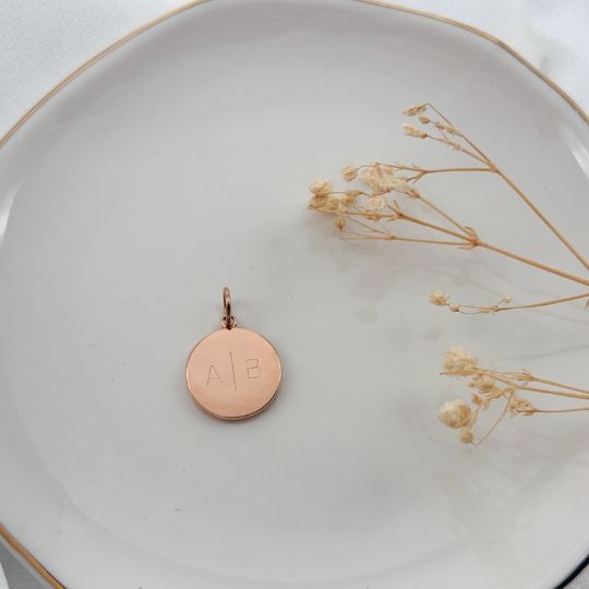color:rosegold